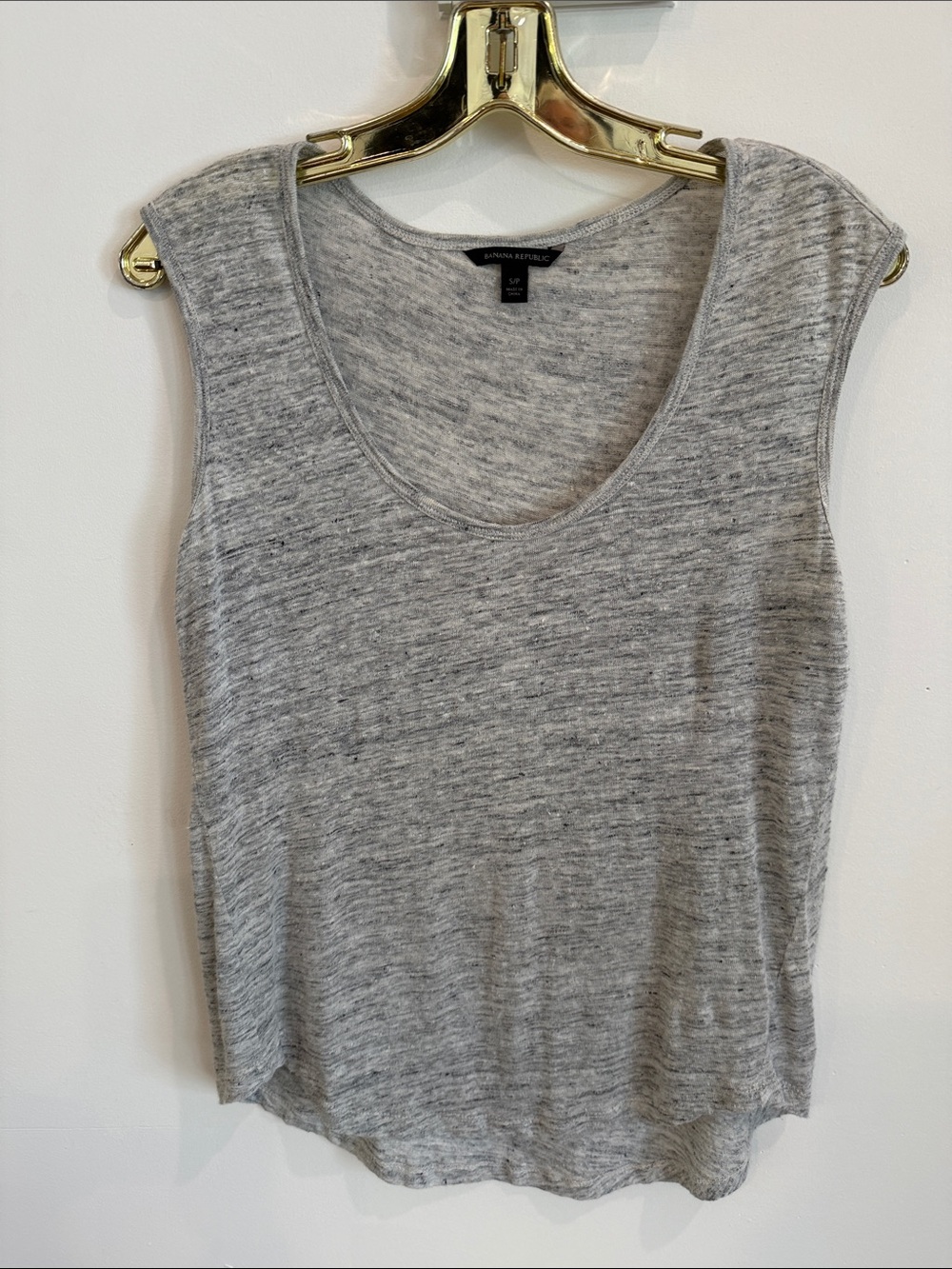 Banana Republic Linen Tee